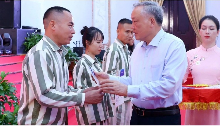 Presidential pardon marks a new beginning for inmates